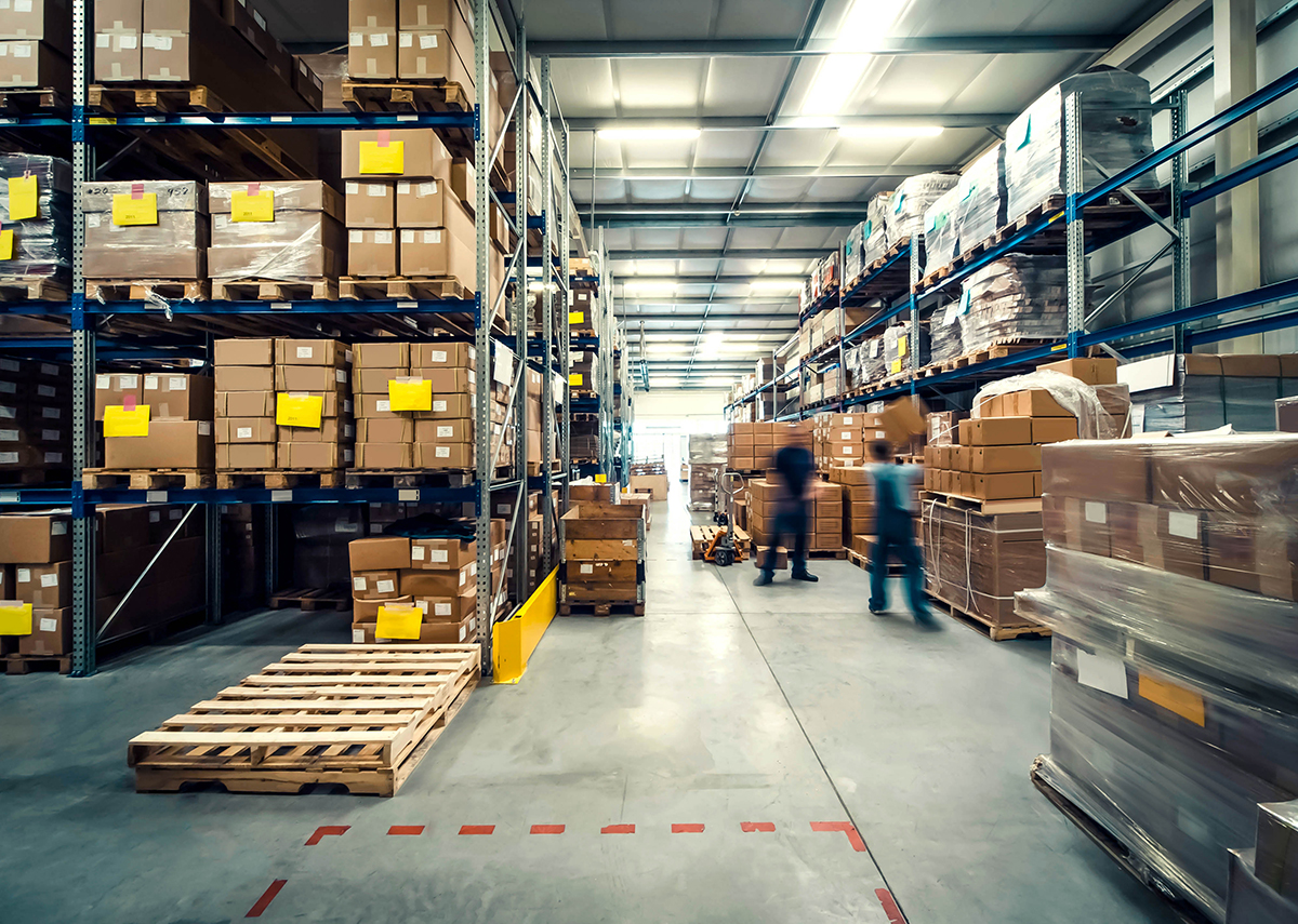 With effective intralogistics to Industry 4.0 - Image: Don Pablo|Shutterstock.com