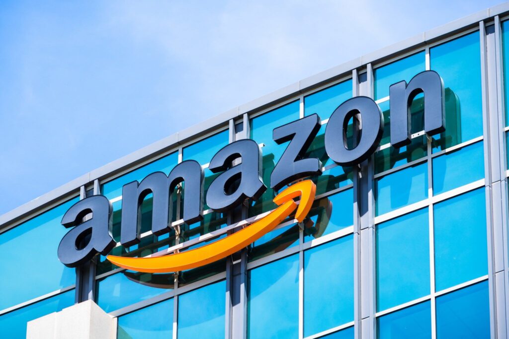 Amazon paid $0 in income taxes last year - @shutterstock | Sundry Photography 