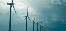 洋上風力エネルギーを2025年までに倍増