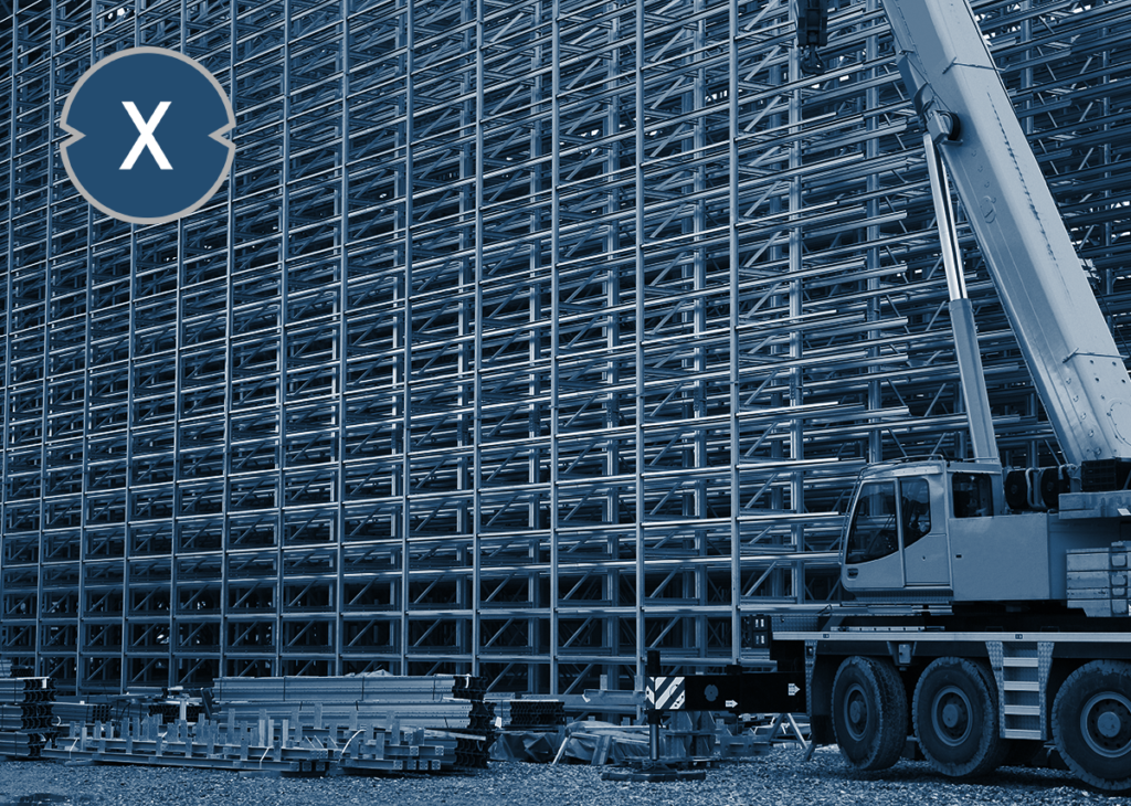 Projet de construction d&#39;un entrepôt à grande hauteur - Image : Xpert.Digital - Ulrich Mueller|Shutterstock.com