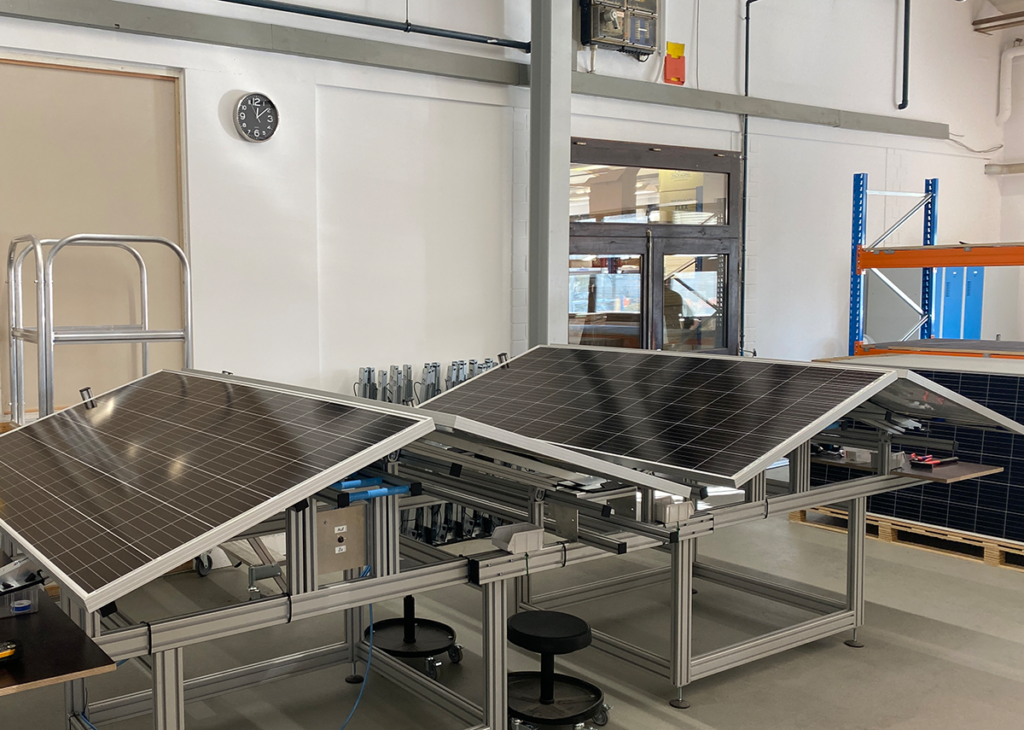 SmartFlex solar modules for flat roofs
