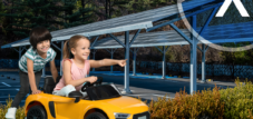 Place de parking solaire/PV comme abri de voiture solaire