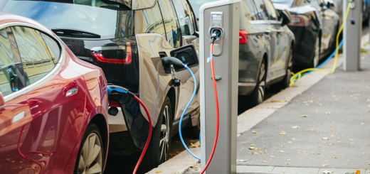 ドイツにおける電気自動車の充電インフラの迅速な拡大が急務