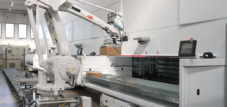 I robot ABB e il magazzino automatico Modula lavorano in sincronia