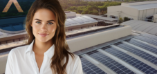 Firma budowlana Schöneberg Solar zajmująca się budową budynków i hal wykorzystujących energię fotowoltaiczną, takich jak nieruchomości z pompami ciepła